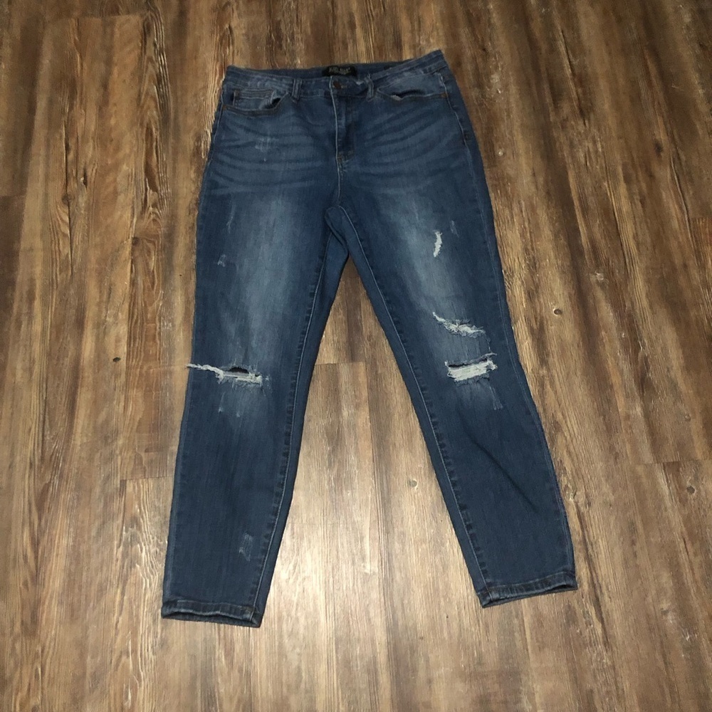 Judy Blue Relaxed Fit Jeans Women's 32 Distressed Stretch High Rise Denim